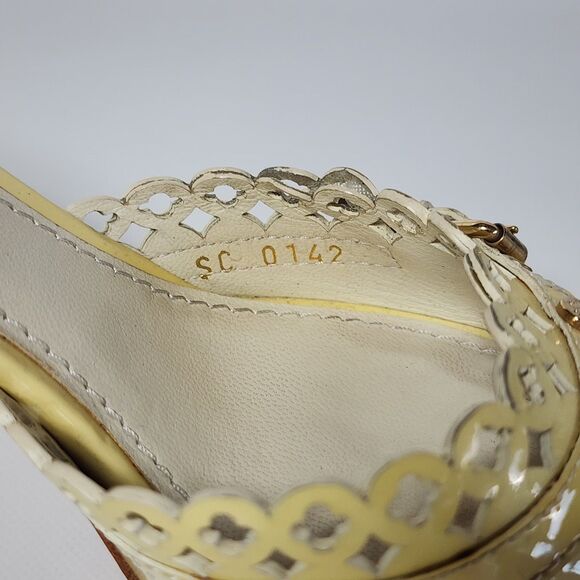 Louis Vuitton Yellow Patent Monogram Mule Heels Sz 35.5 EU / US 5.5 Italy - Picture 14 of 16